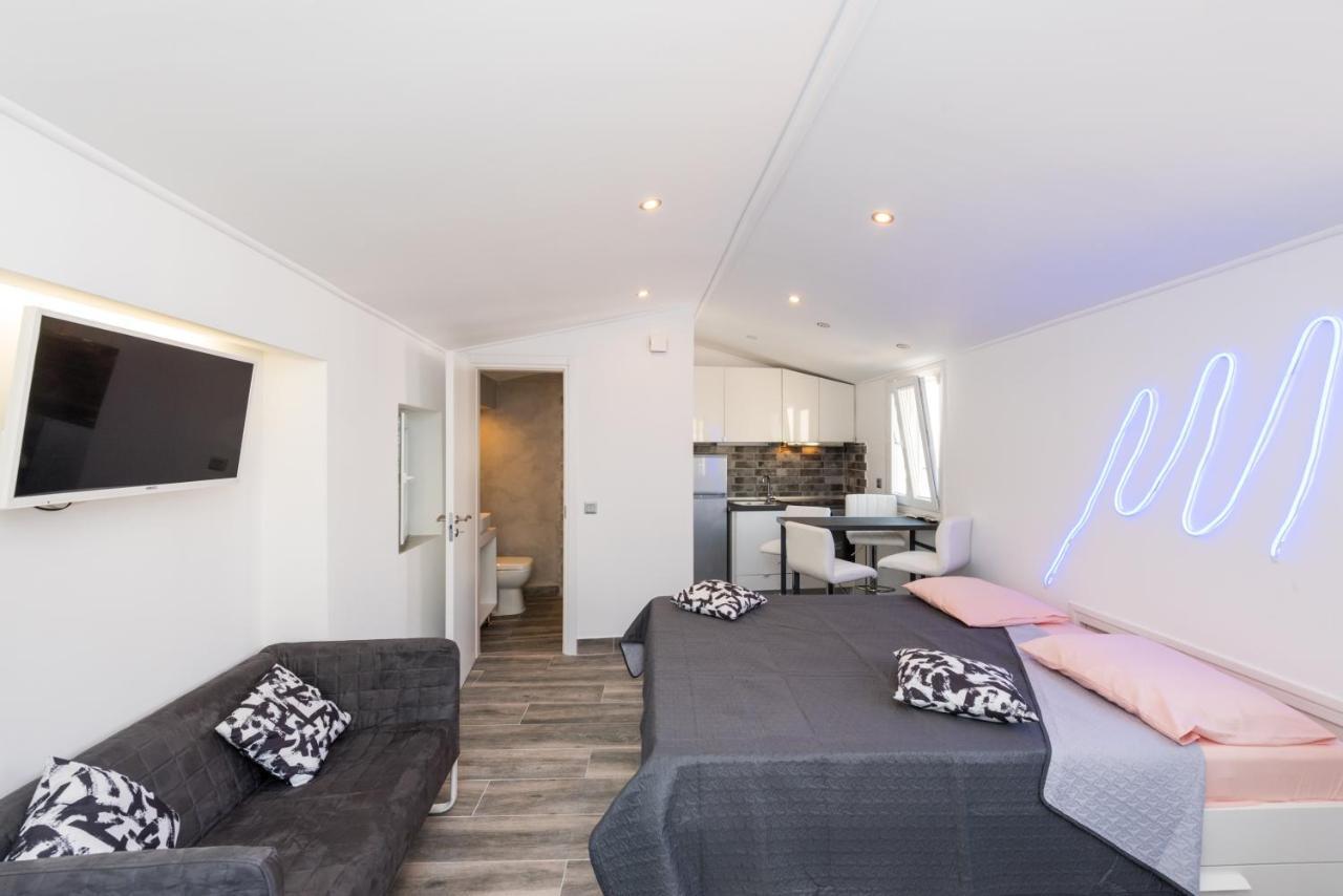 Corfu Downtown Suites Екстер'єр фото